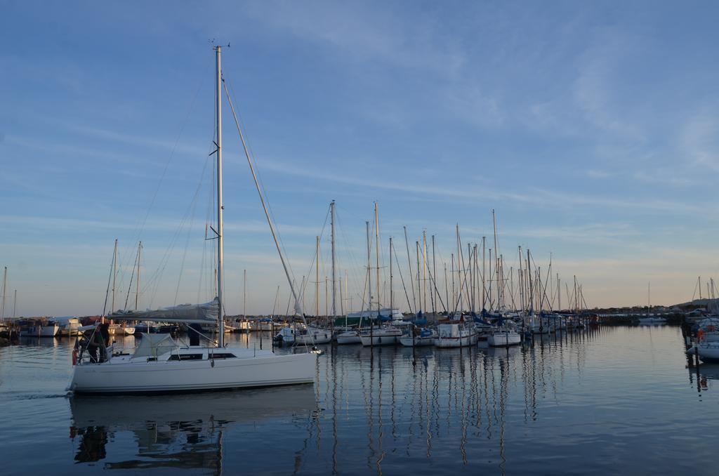 Les Chambres D'Andrea Marseillan  Exteriér fotografie